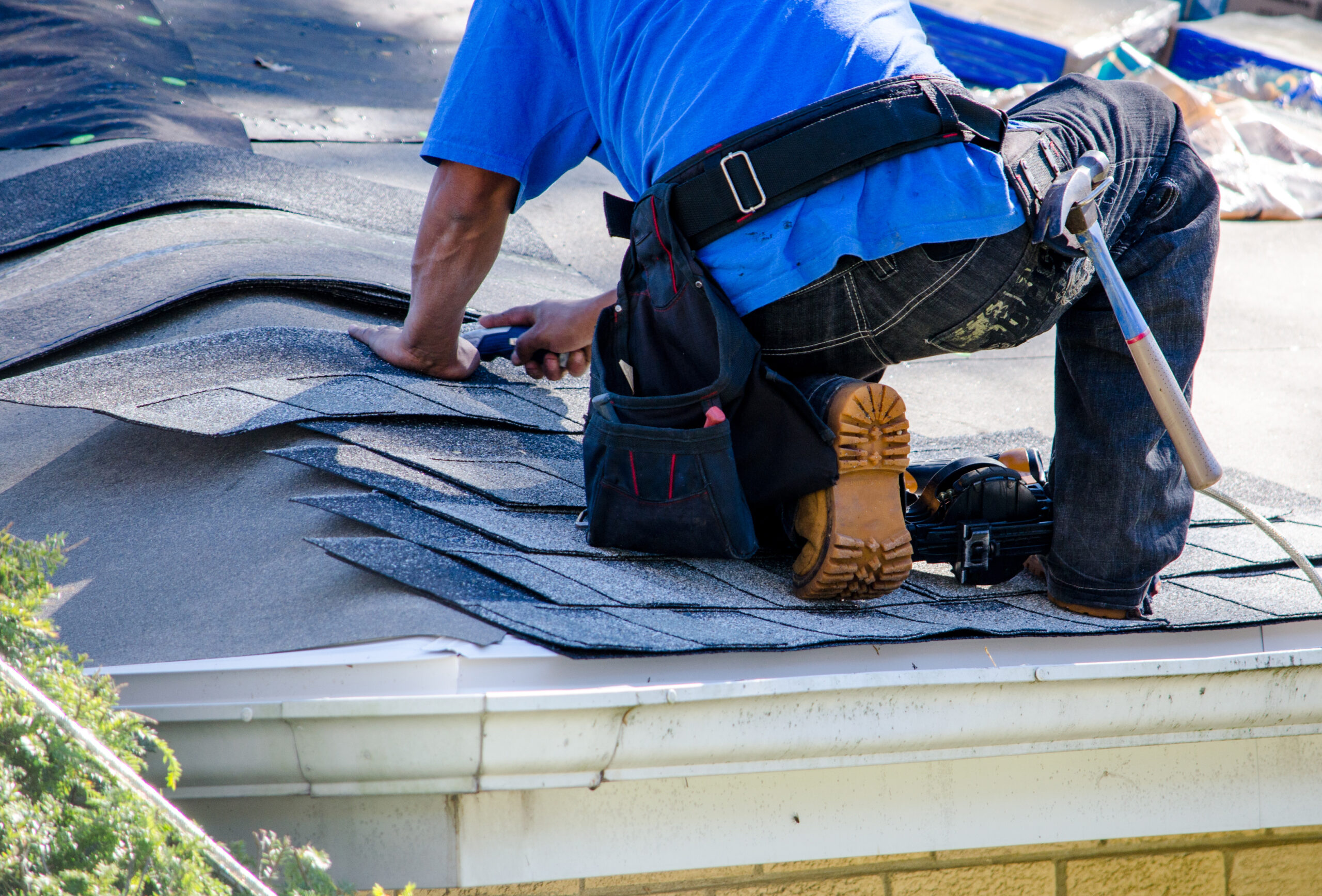 Signs Your Union County, New Jersey Roof Needs Replacement: A Mega Pro Roofing Guide