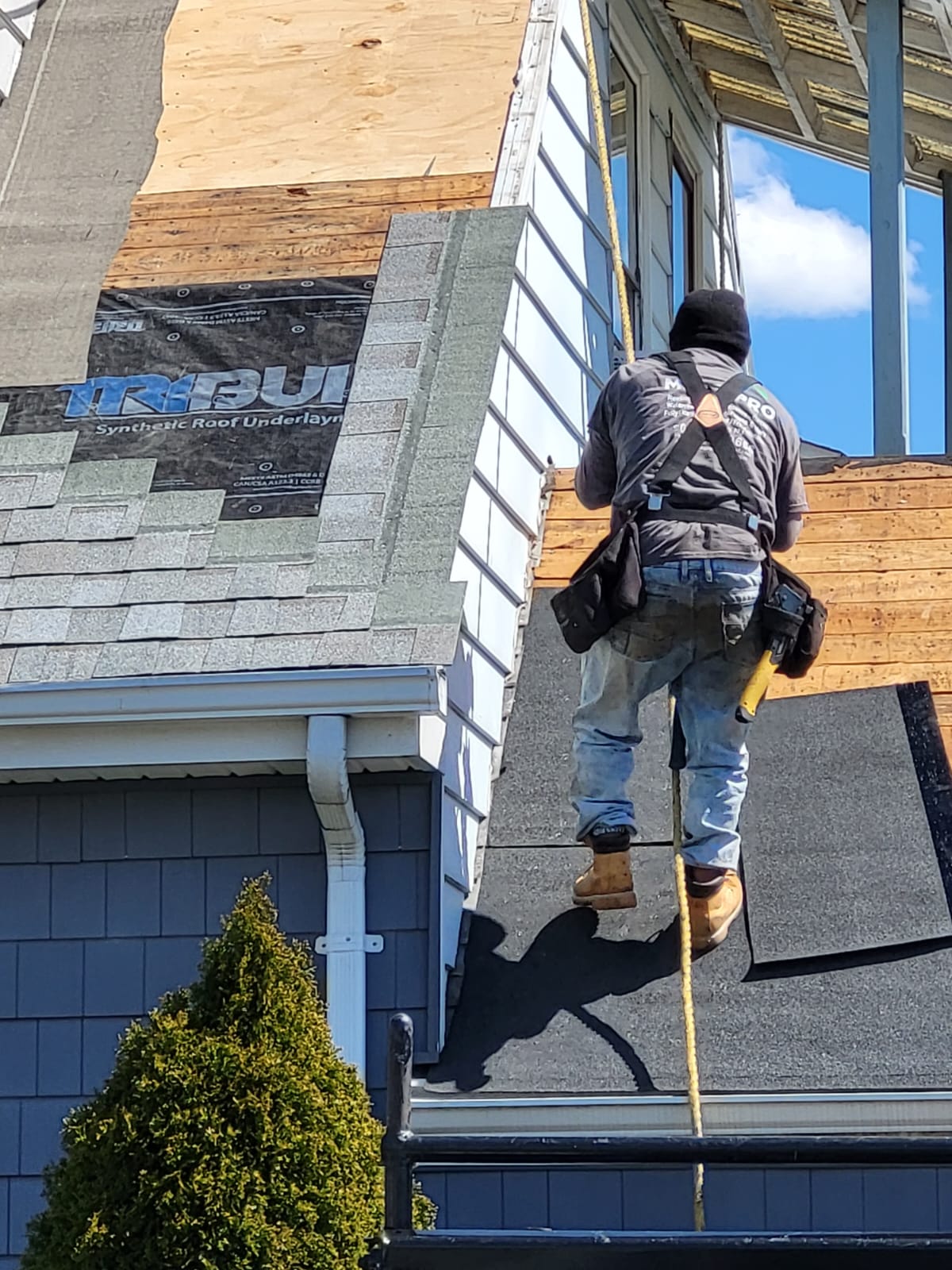 Tips on How and When to Hire a Roofing Contractor in Union County, NJ