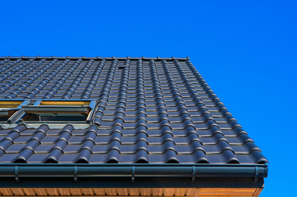 Keep the Rain Away with Seamless Gutter Replacement: A Guide by Mega Pro Roofing