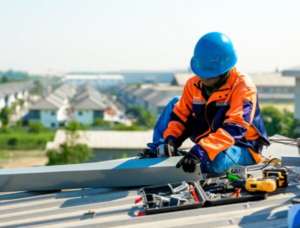 Benefits of Hiring a Professional Roofer