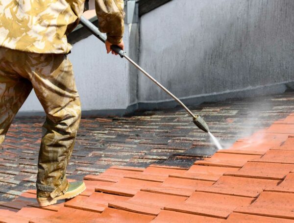 Best Practices for Safe Roof Cleaning