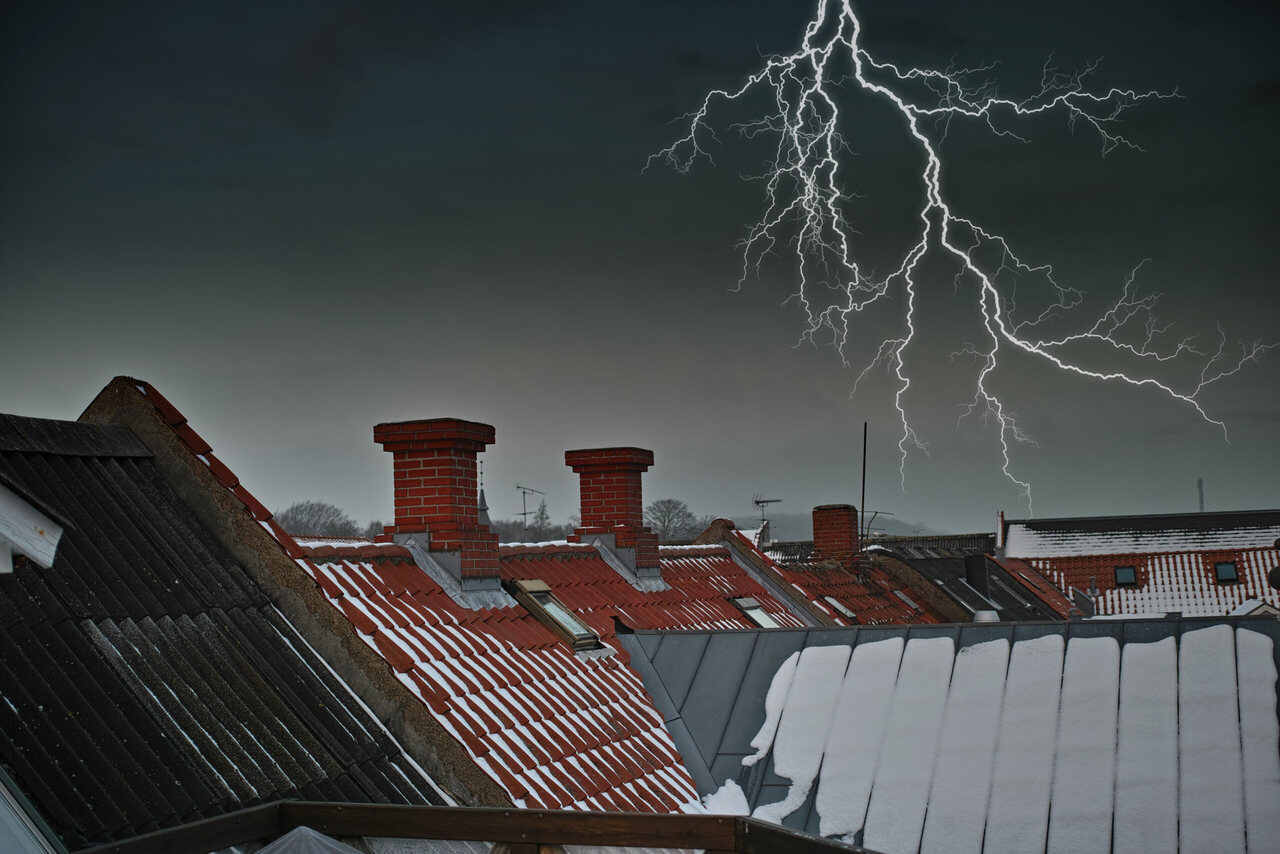 Weatherproofing Your Roof Before a Storm