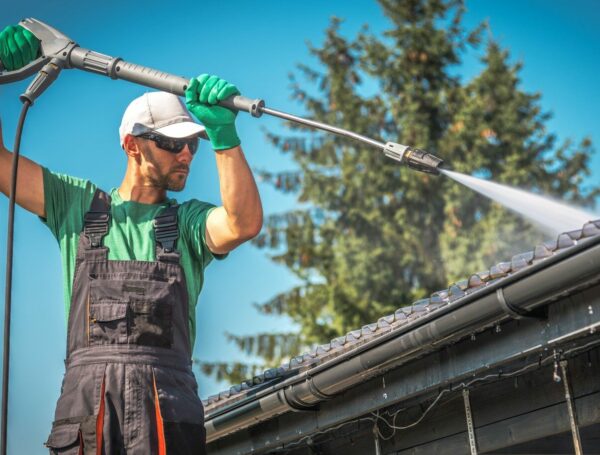 Easy Roof Care Tips for Homeowners